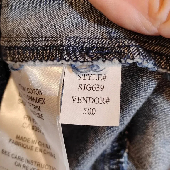 Haggar NWOT Women's Embroidered Jean Jacket in Size  12 - Picture 11 of 12